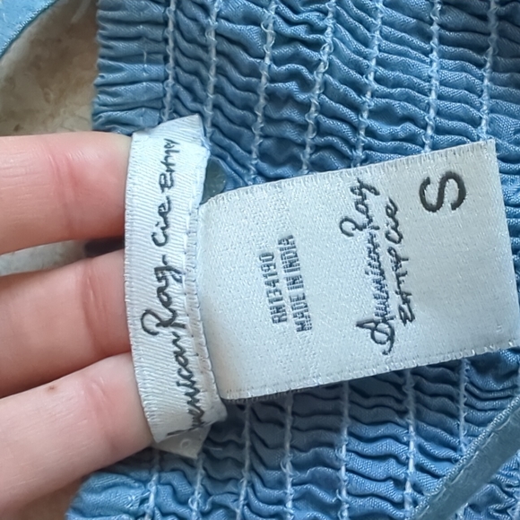 Denim-style crop top - Picture 4 of 4